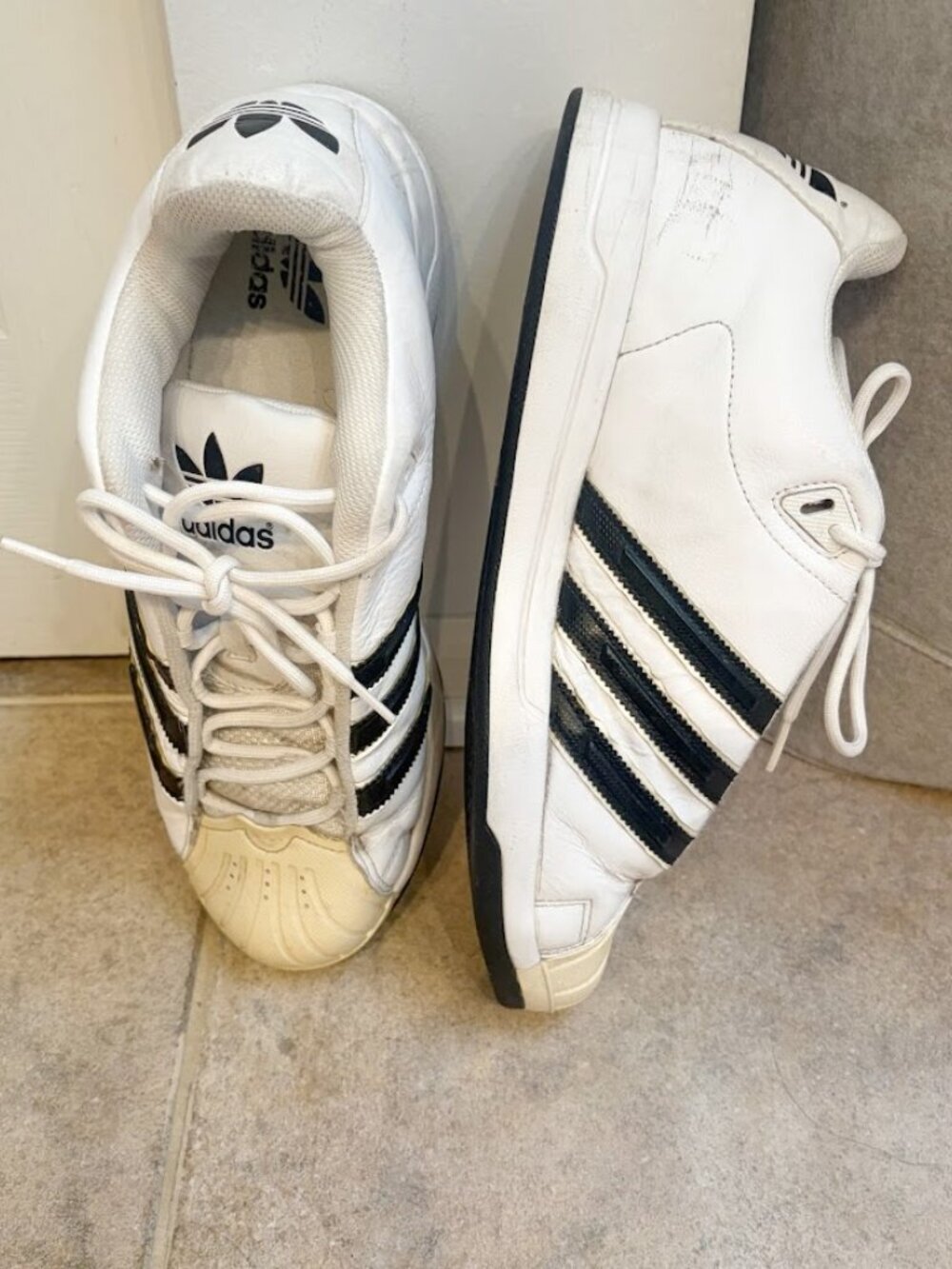 Adidas Superstar Leather Vintage Lace Up Low Top Shell Toe Sneakers